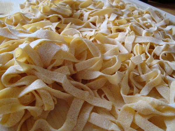 What’s the Difference between Fettuccine and Linguine?
